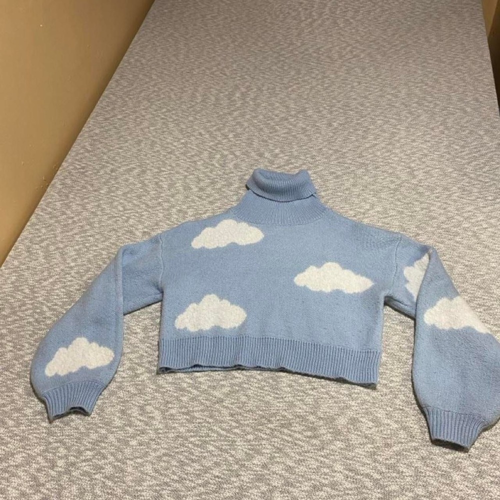 SHEIN Blue crop turtleneck sweater  with white cloud design women S. SKU-B782